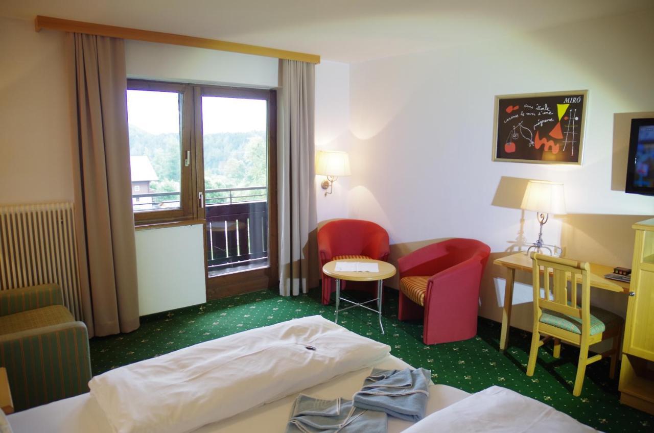Hotel Berghof Ramsau am Dachstein Exterior photo