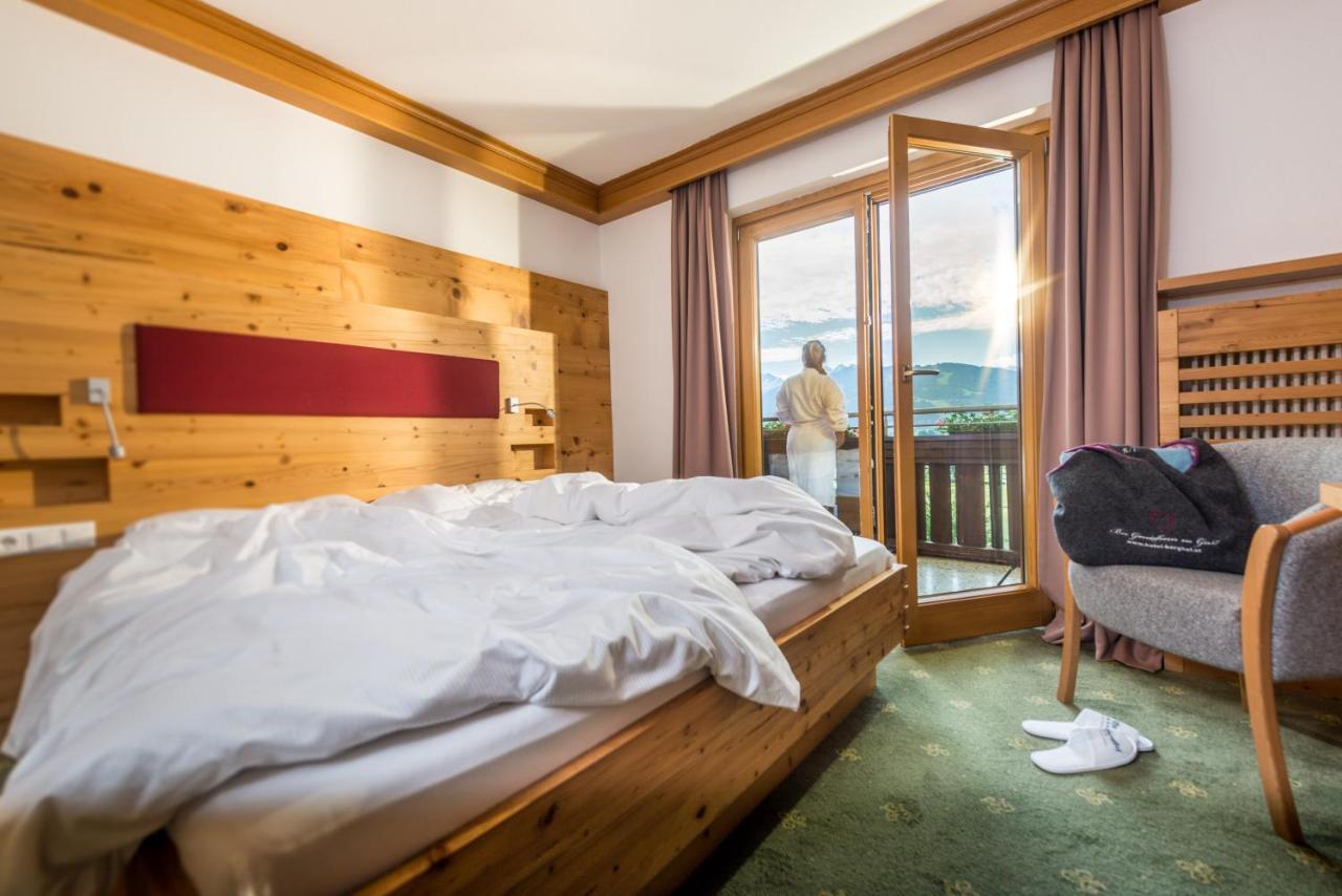 Hotel Berghof Ramsau am Dachstein Exterior photo