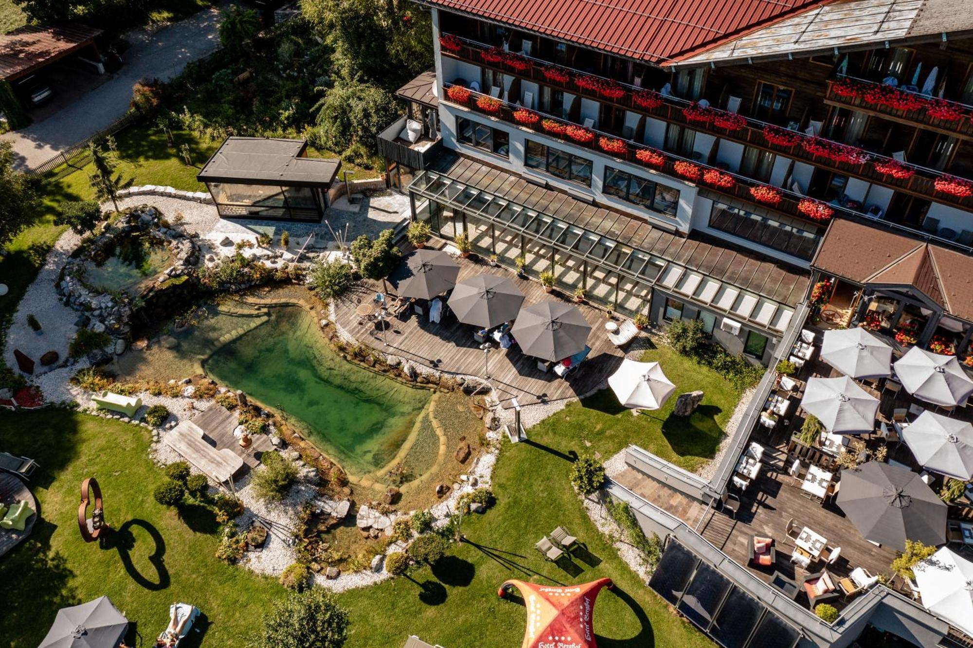 Hotel Berghof Ramsau am Dachstein Exterior photo