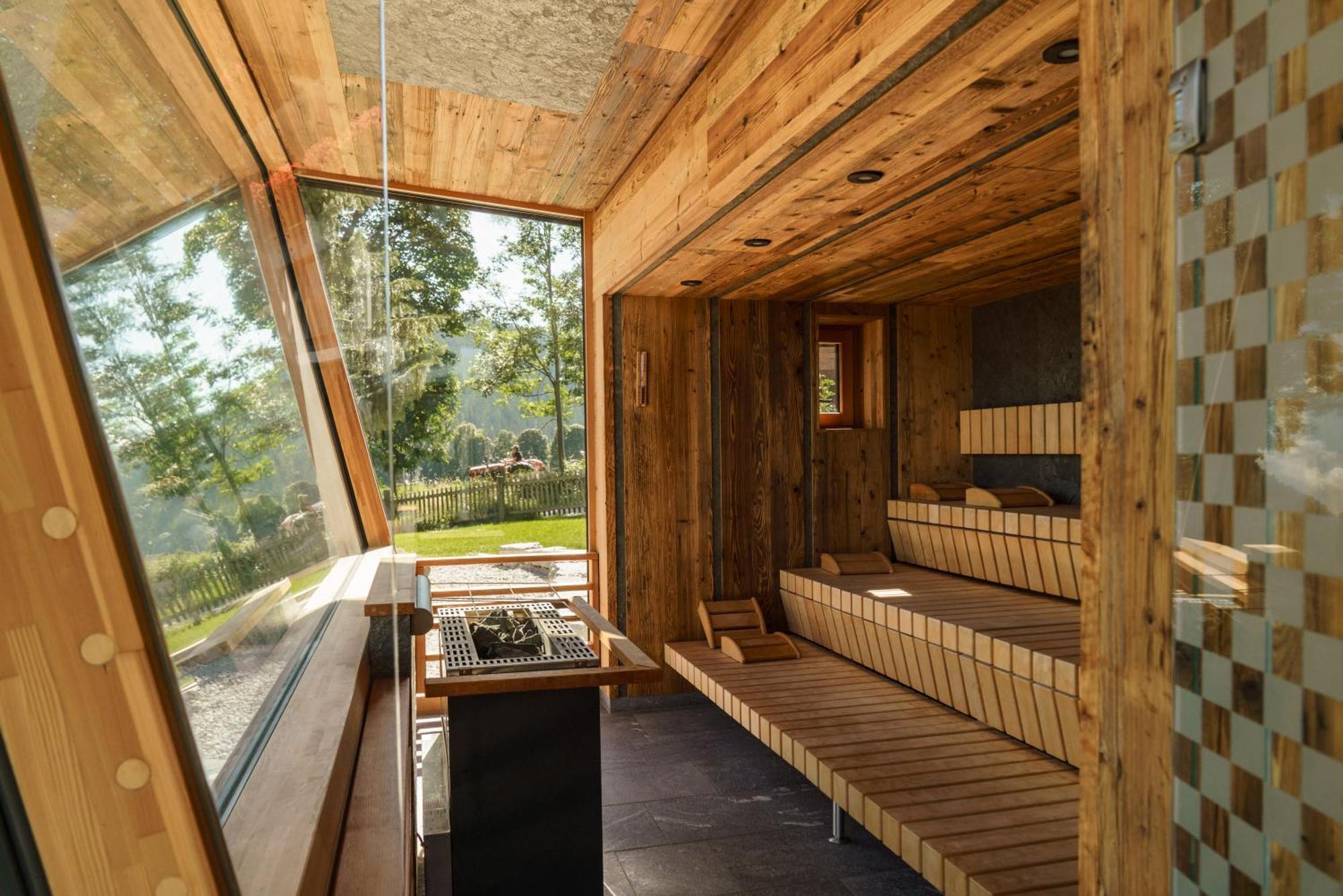 Hotel Berghof Ramsau am Dachstein Exterior photo